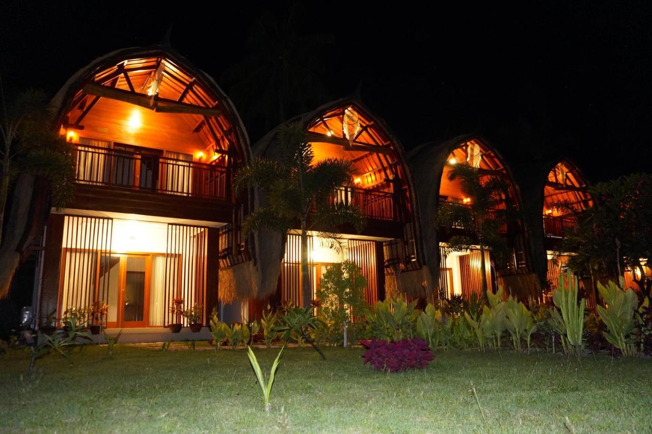 Aldi'S Bungalow Bed and Breakfast Kuta  Buitenkant foto